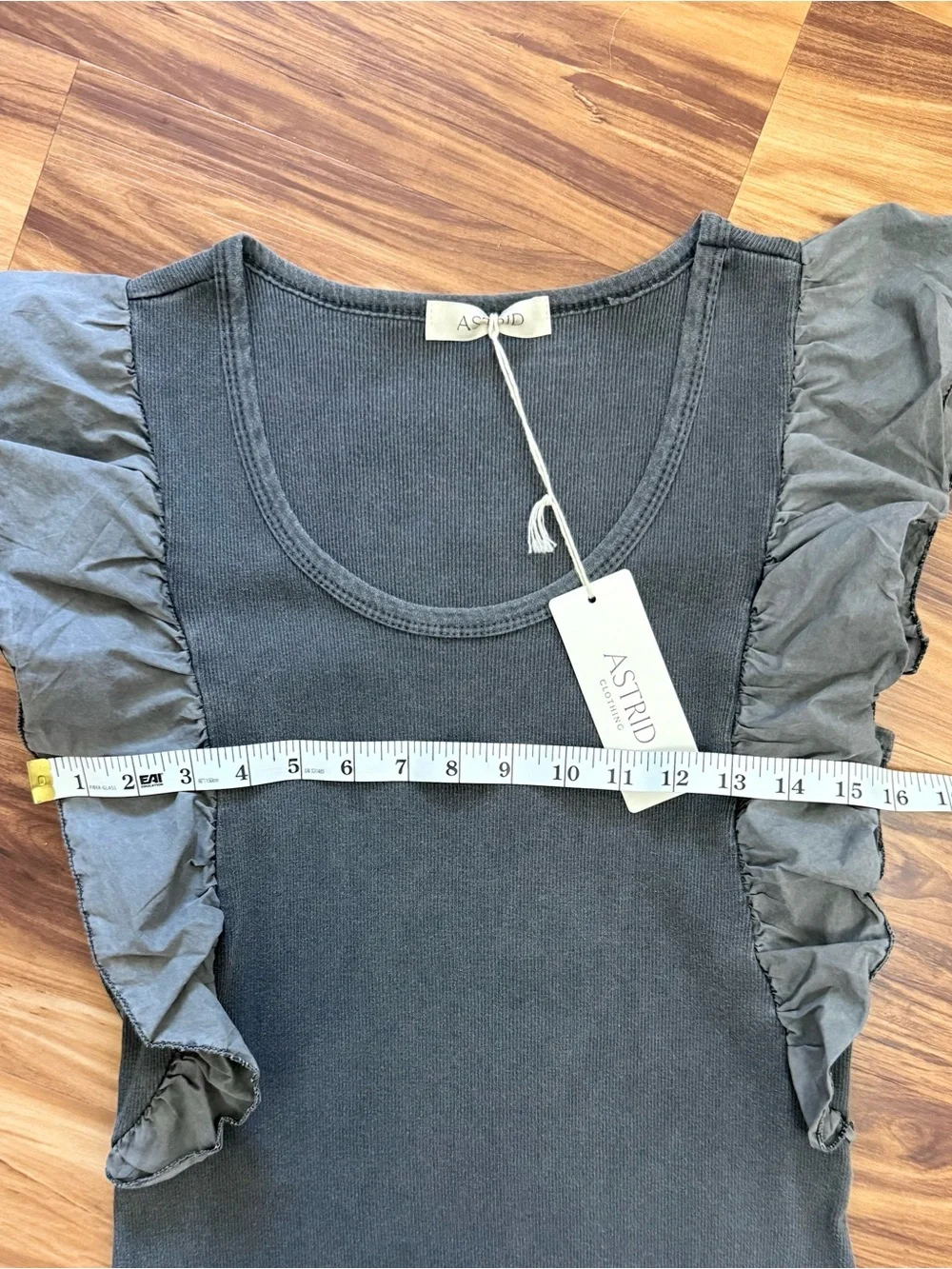 Italian made ASTRID Ruffled Sleeve Knit Tunic Top - Slate Gray - Picture 3 of 4